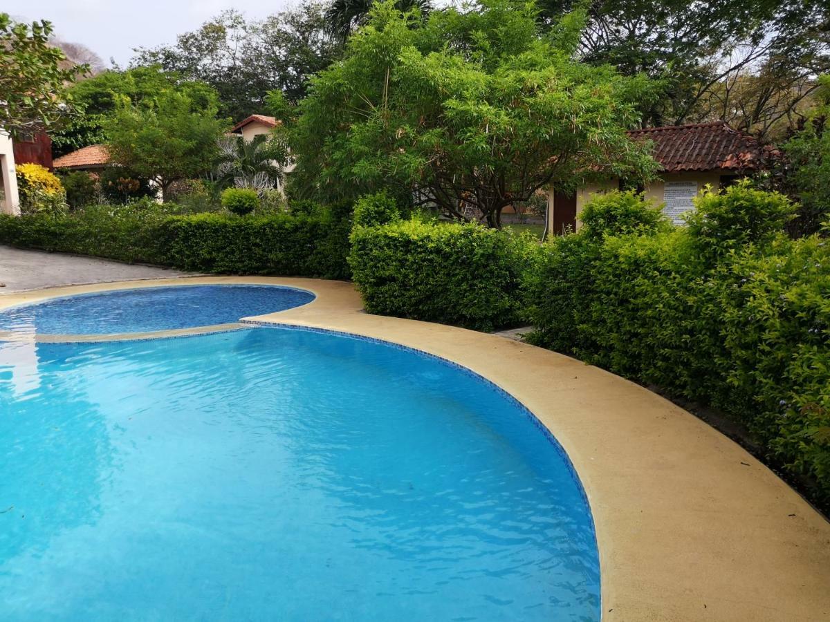 Condominio Villa Hermosa 普拉亚埃尔莫萨 外观 照片
